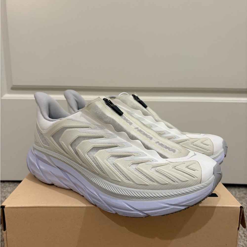 Hoka One One Womens U Project Clifton Zip